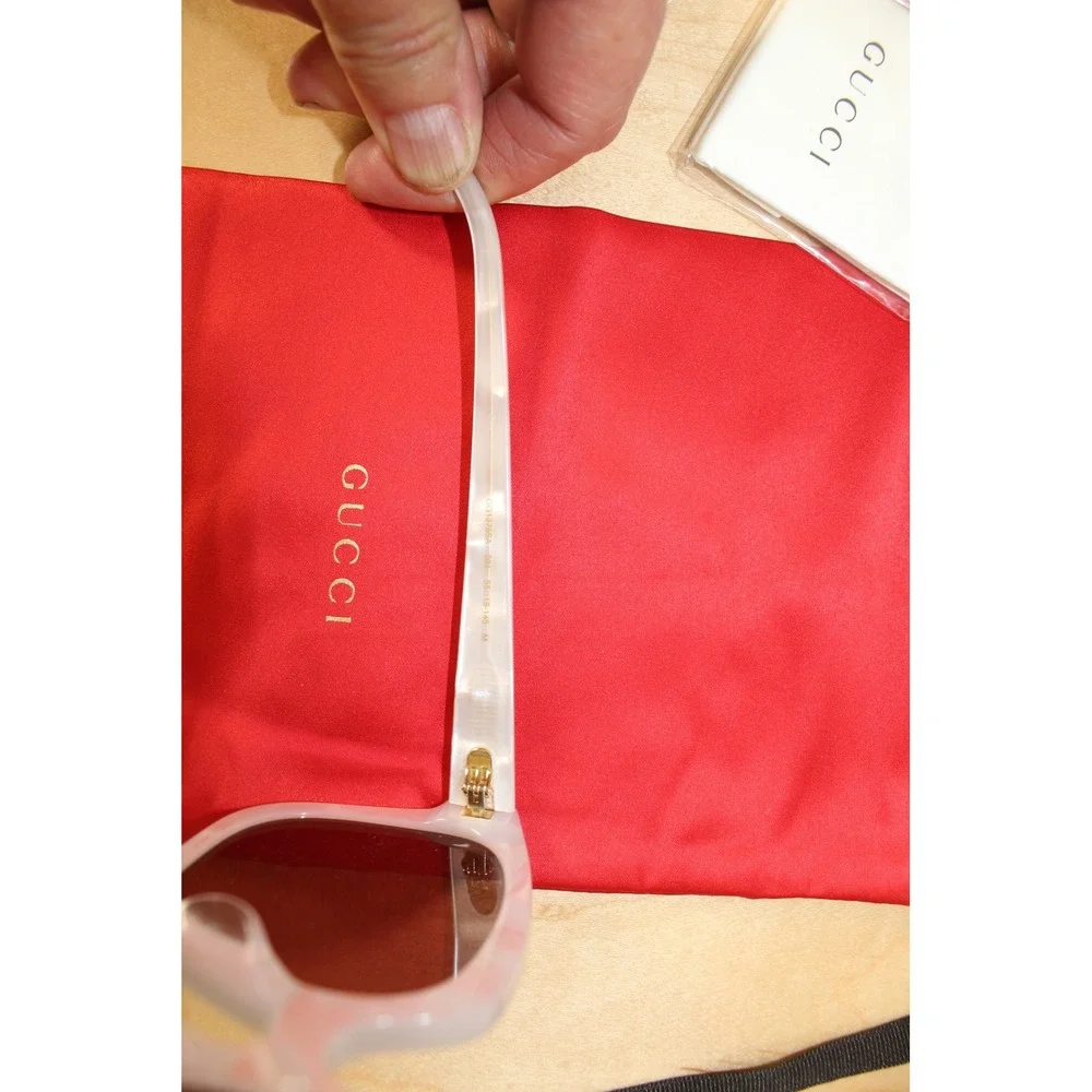 Gucci GG1376SA White Acetate 'Dans Le Vert ' Square Sunglasses w/ Case 55 18 145